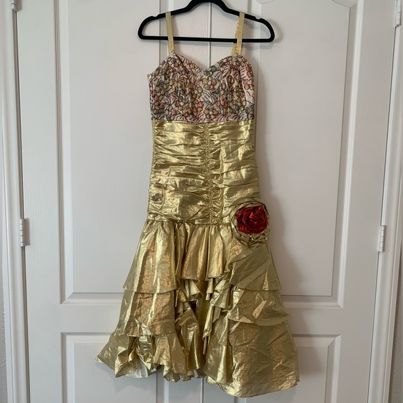 Vintage One Of A Kind Gold Gown With Flower Hand Beading Detailing Rose Dress!! - Picture 13 of 16